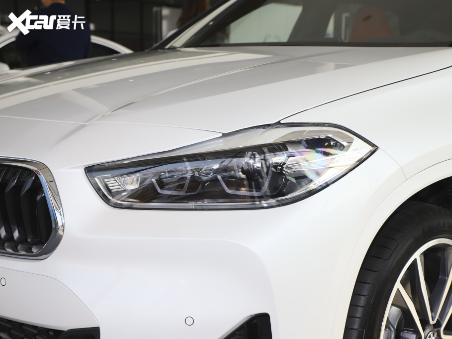 2021RX2 xDrive25i M\b