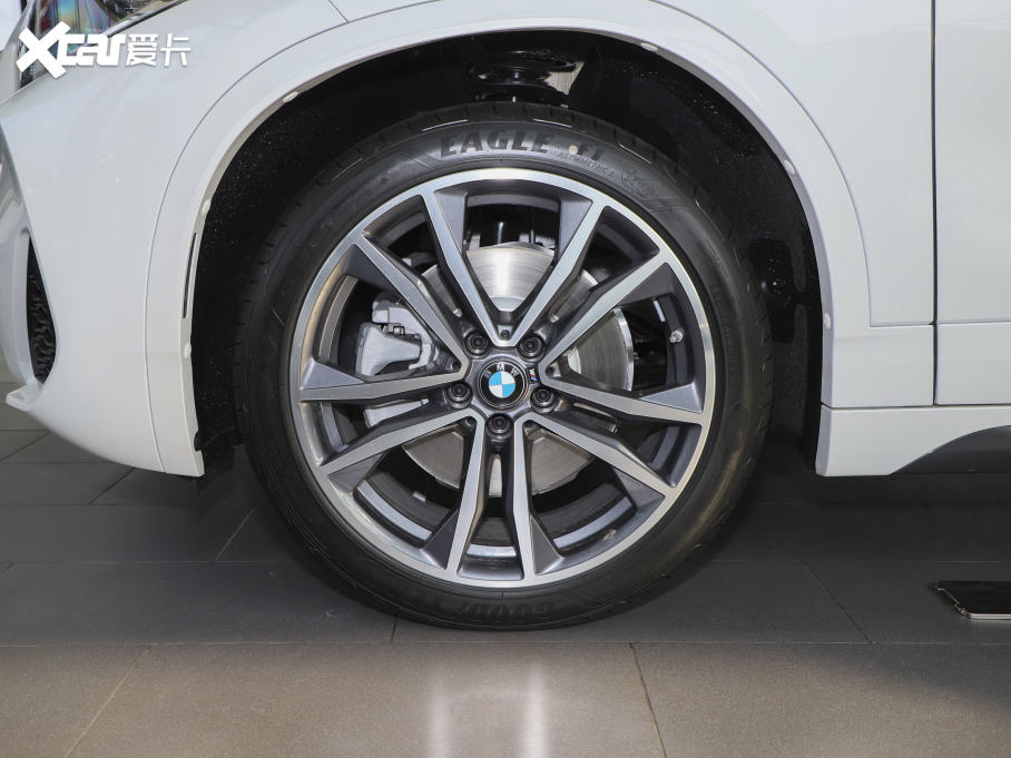 2021RX2 xDrive25i M\b