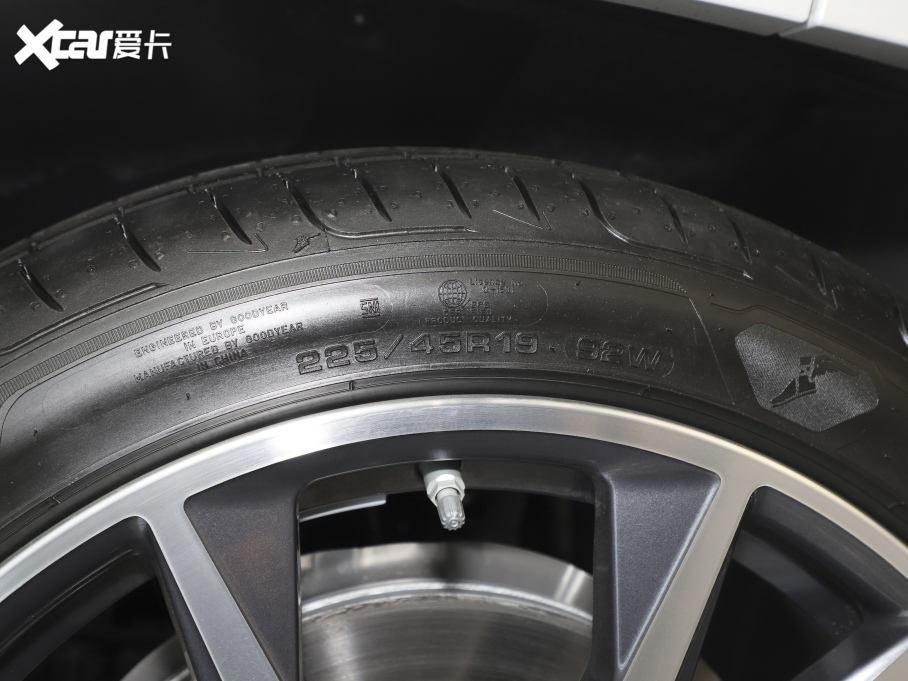 2021RX2 xDrive25i M\b