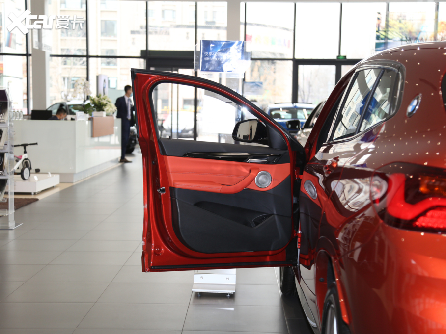 2021RX2 sDrive25i IM\b