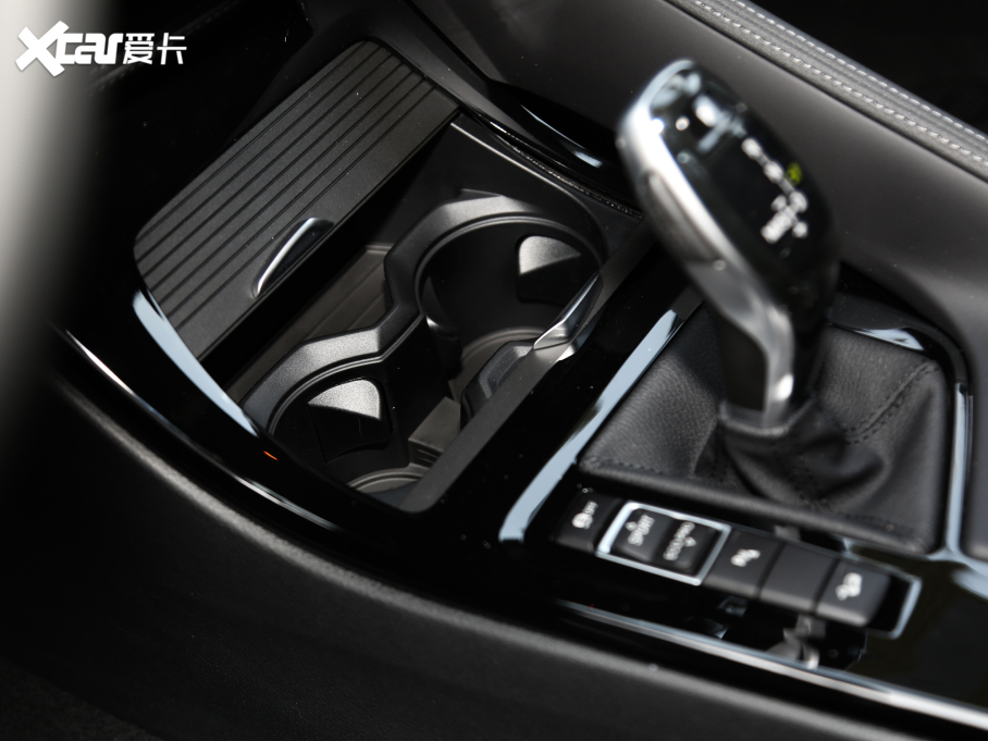 2021RX2 xDrive25i M\b