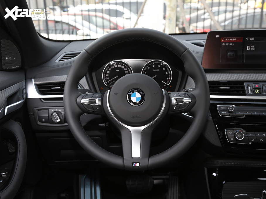 2021RX2 xDrive25i M\b