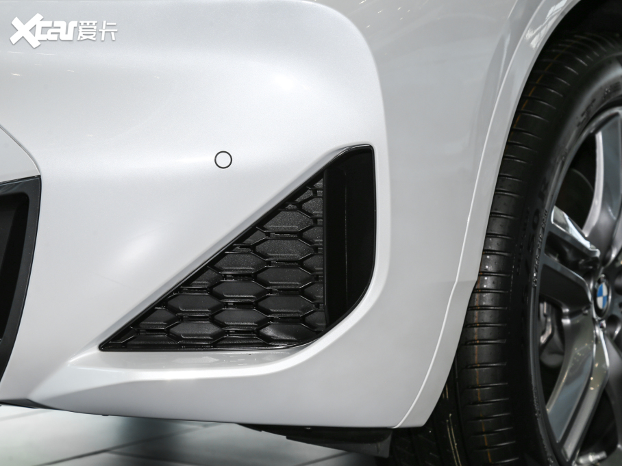 2021RX2 Ŀ sDrive25i M\b