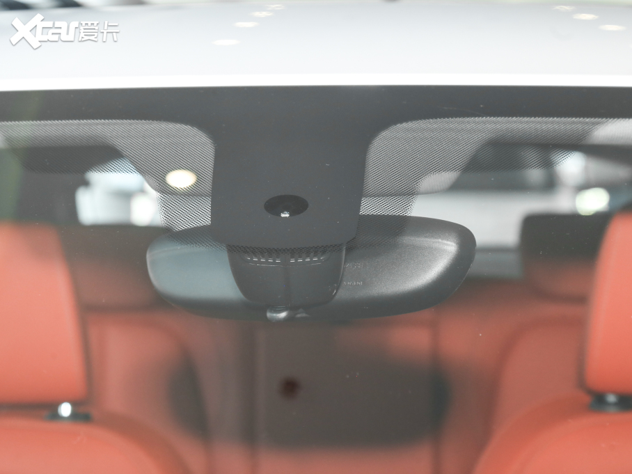 2021RX2 Ŀ sDrive25i M\b