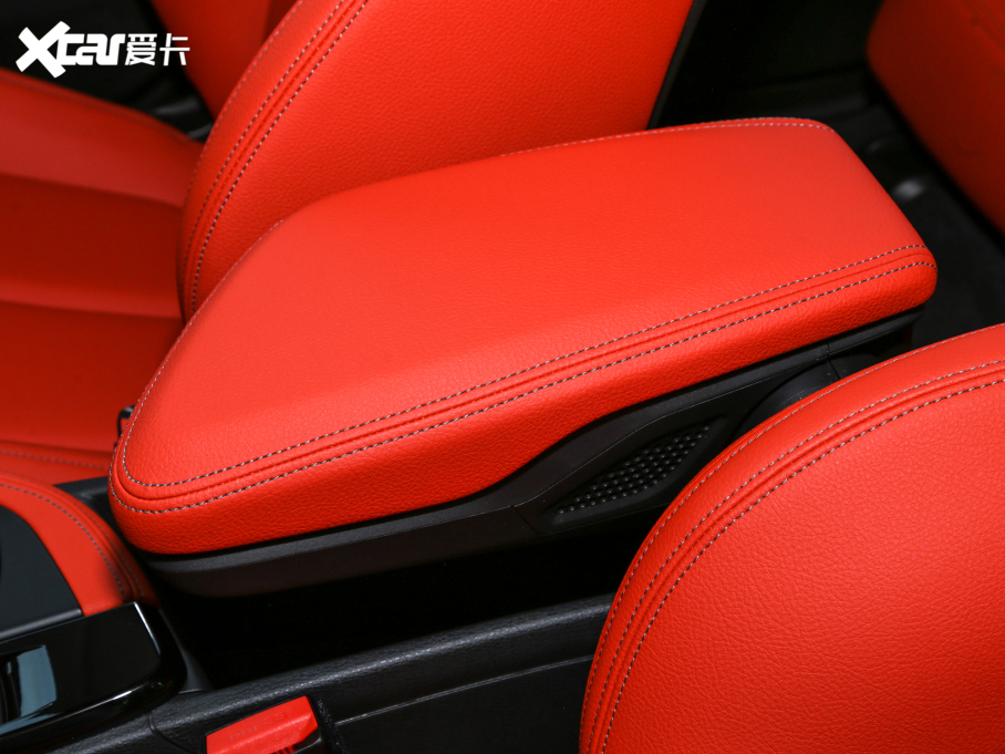 2021RX2 Ŀ sDrive25i M\b