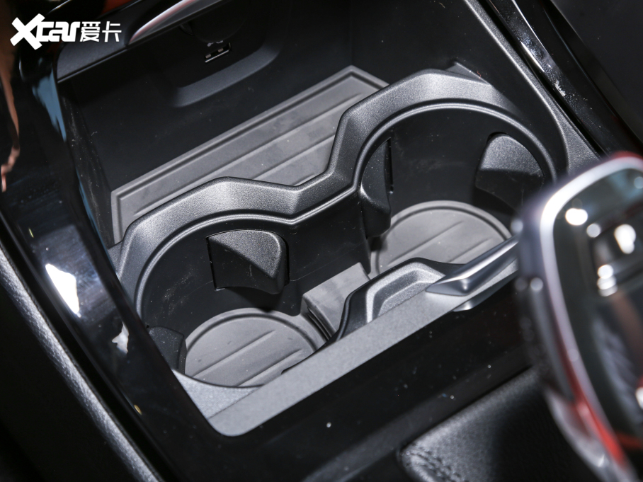 2021RX2 Ŀ sDrive25i M\b