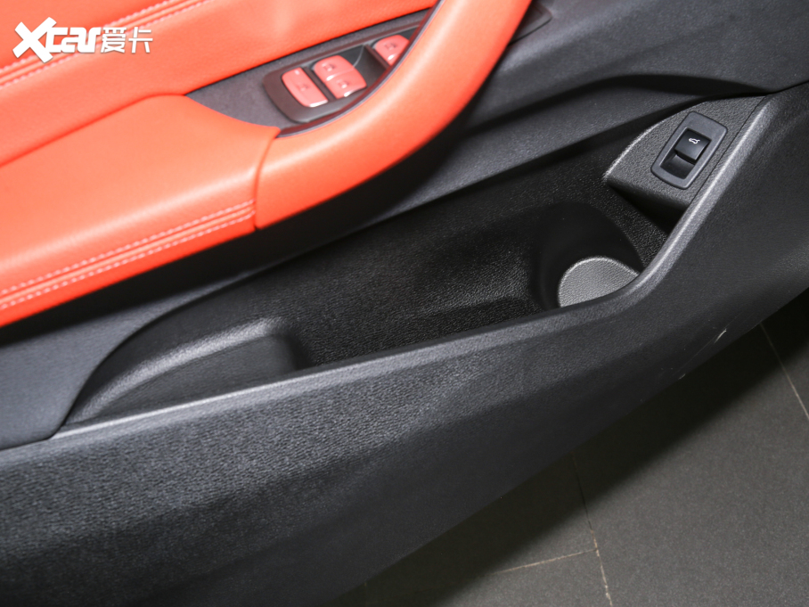 2021RX2 Ŀ sDrive25i M\b