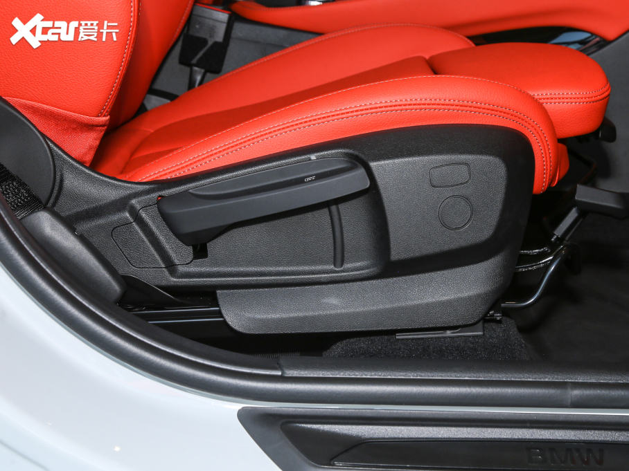 2021RX2 Ŀ sDrive25i M\b