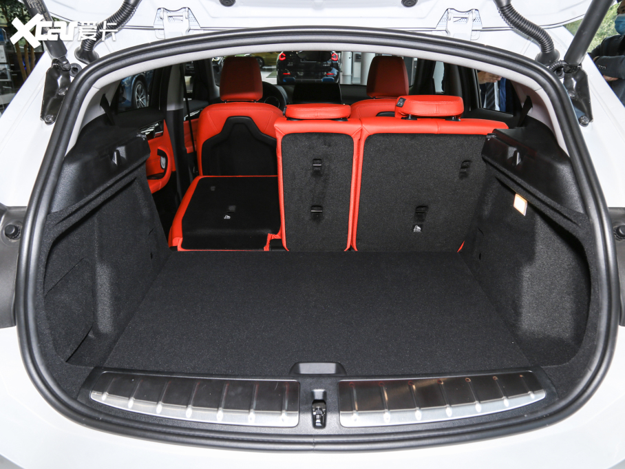 2021RX2 Ŀ sDrive25i M\b