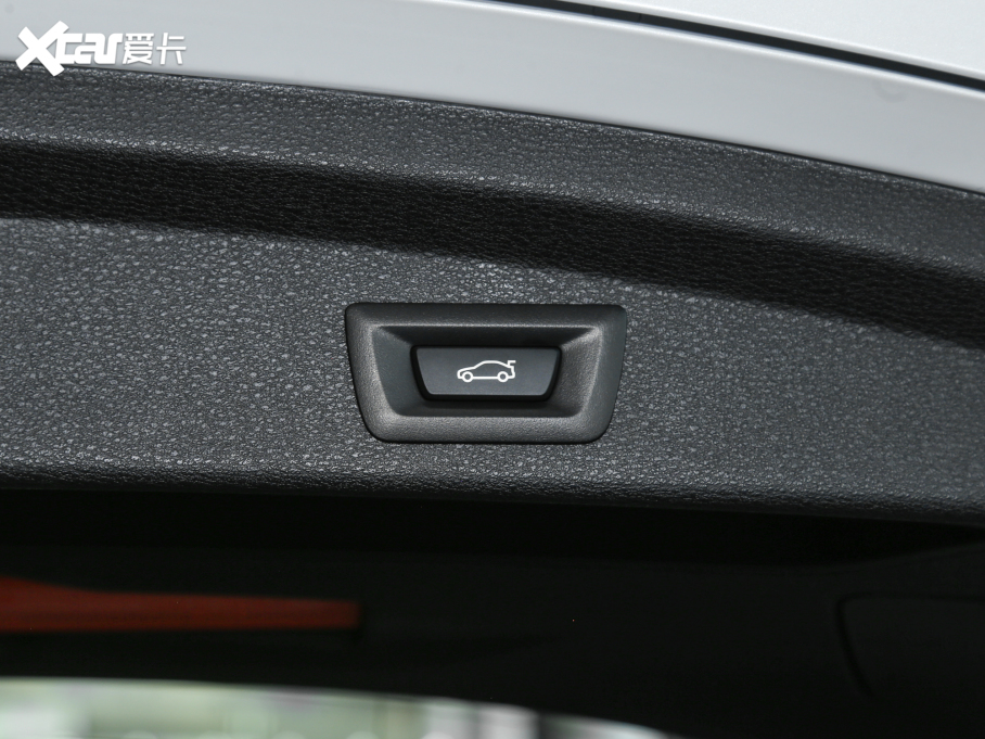 2021RX2 Ŀ sDrive25i M\b