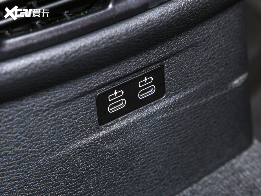 2021RX2 Ŀ sDrive25i M\b