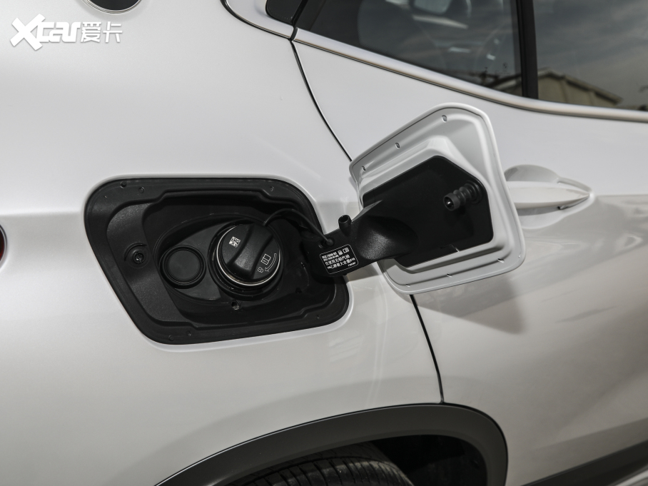 2021RX2 Ŀ sDrive25i MԽҰb