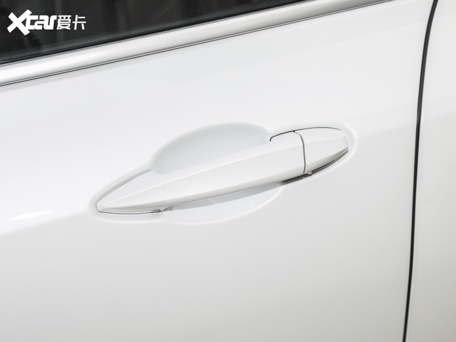 2021RX2 Ŀ sDrive25i MԽҰb