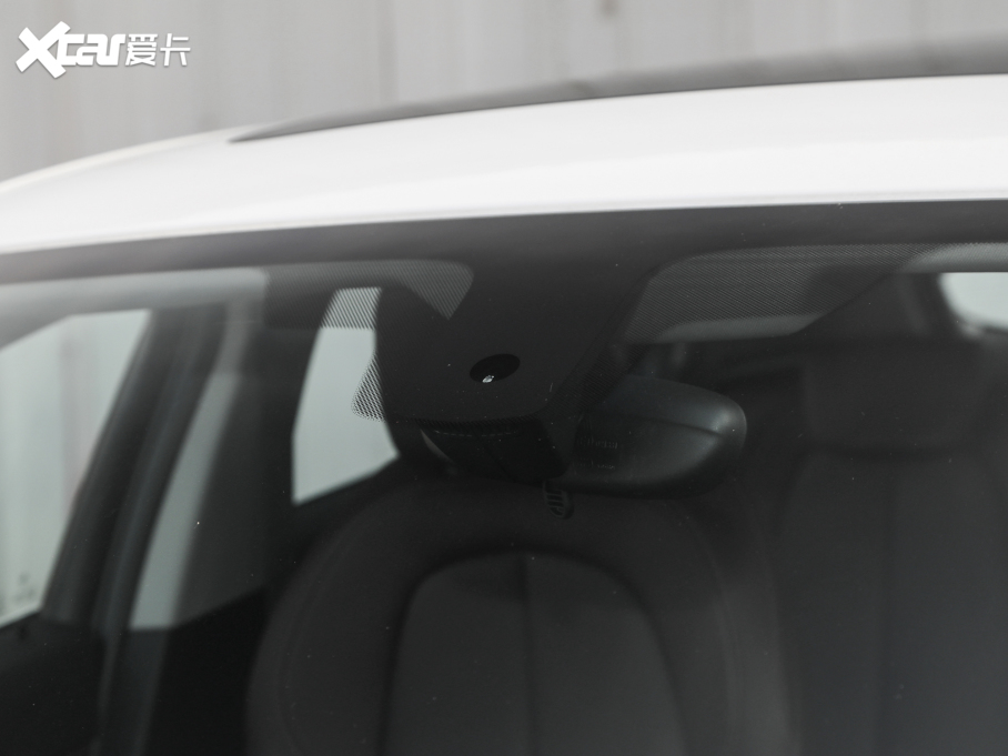 2021RX2 Ŀ sDrive25i MԽҰb