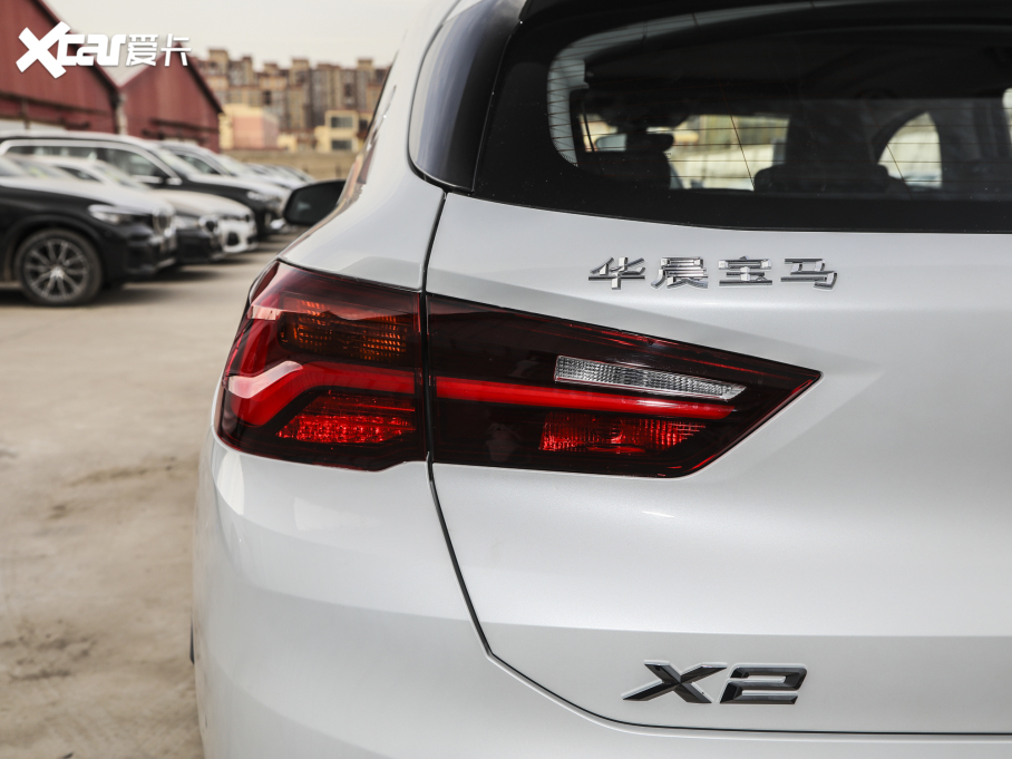 2021RX2 Ŀ sDrive25i MԽҰb