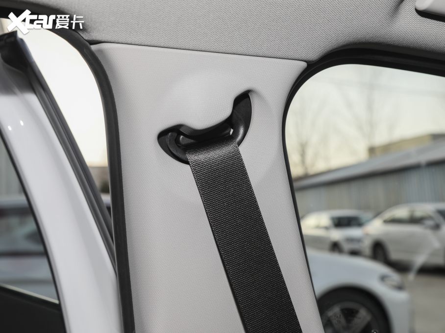 2021RX2 Ŀ sDrive25i MԽҰb