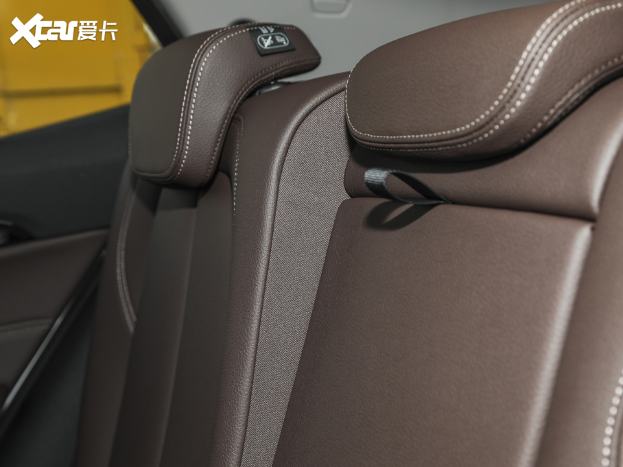 2021RX2 Ŀ sDrive25i MԽҰb