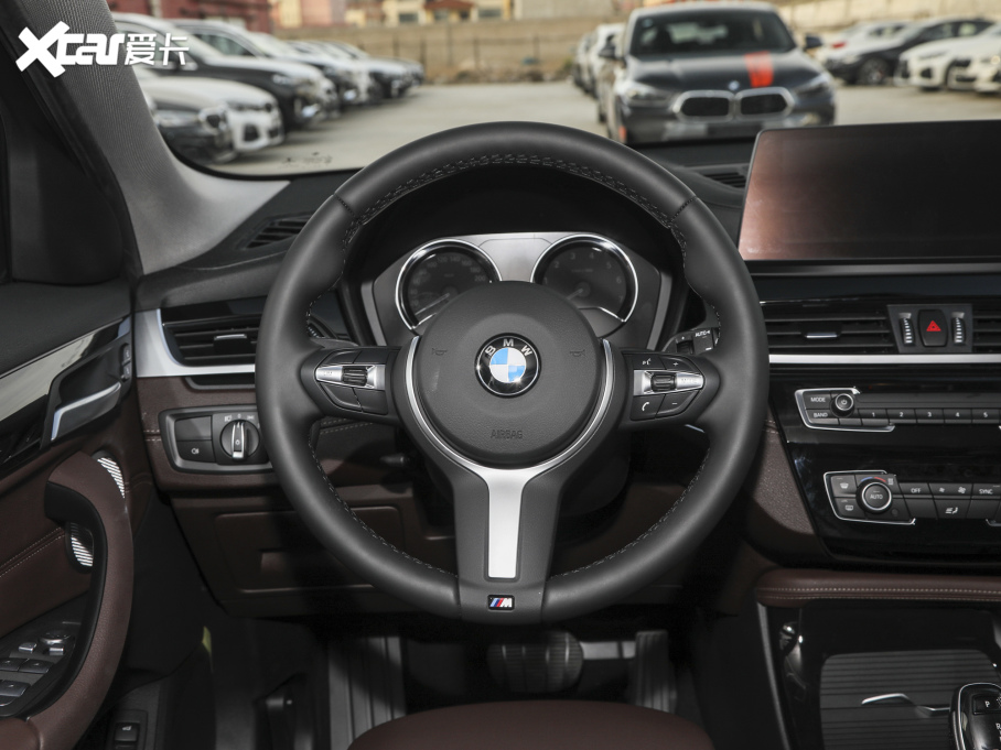 2021RX2 Ŀ sDrive25i MԽҰb