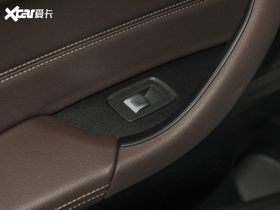 2021RX2 Ŀ sDrive25i MԽҰb