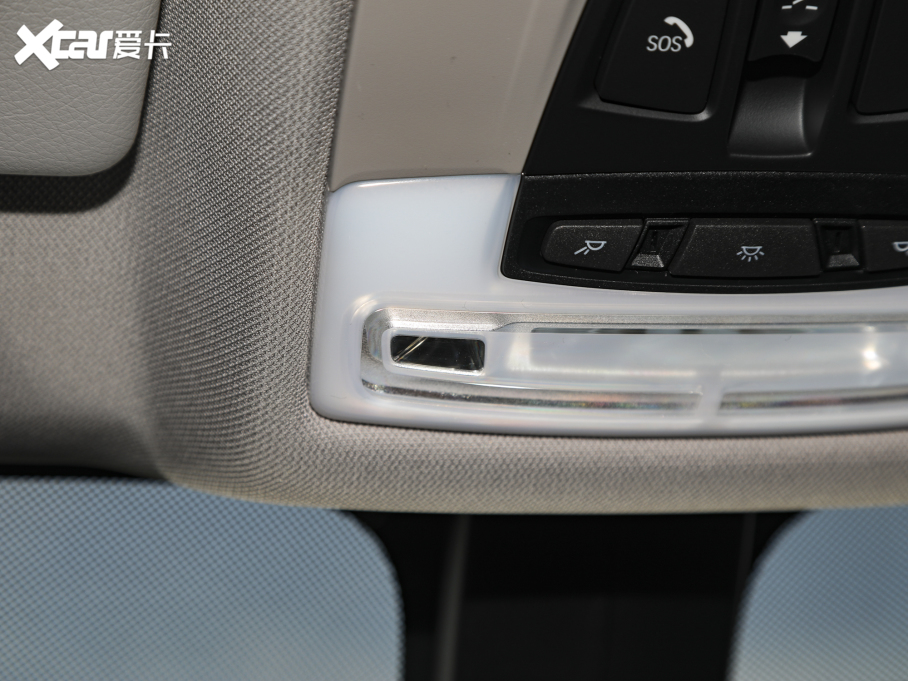 2021RX2 Ŀ sDrive25i MԽҰb