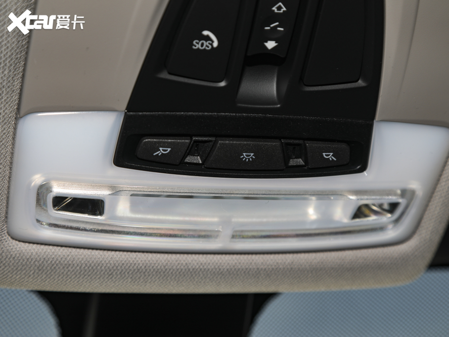 2021RX2 Ŀ sDrive25i MԽҰb