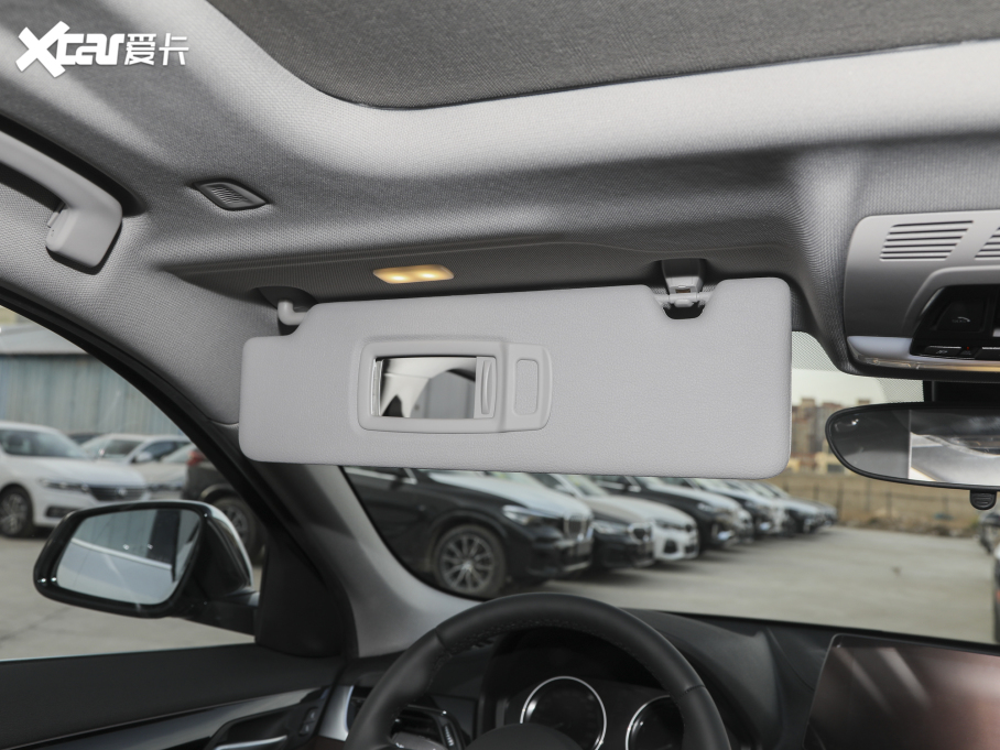 2021RX2 Ŀ sDrive25i MԽҰb