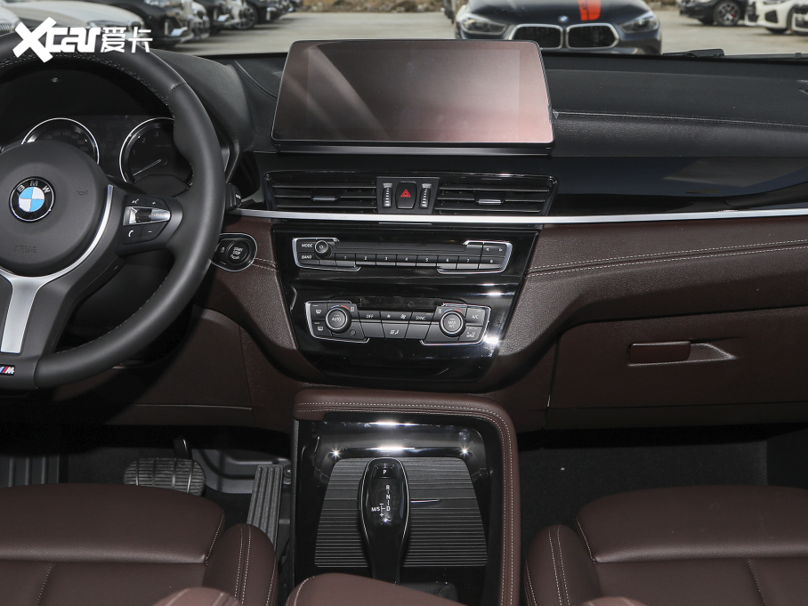 2021RX2 Ŀ sDrive25i MԽҰb