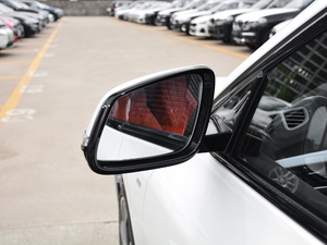 2021sDrive25i M\(yn)(dng)b (x)(ji)^