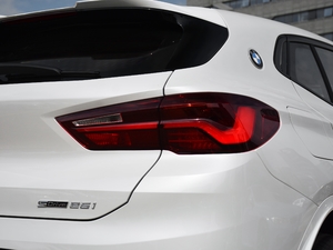 2021sDrive25i M\(yn)(dng)b (x)(ji)^