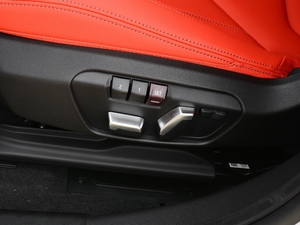 2021sDrive25i M\b {{