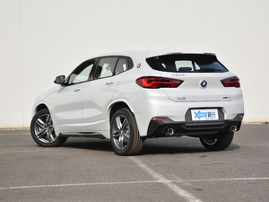 2021款sDrive25i 领先型M运动套装 左后45度