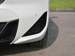 2021sDrive25i IM\b ^