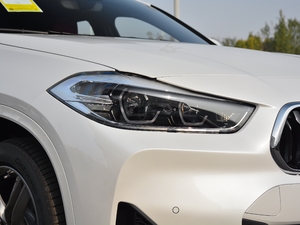 2021sDrive25i IM\b ^