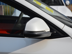 2021sDrive25i IM\b ^