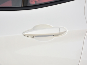 2021sDrive25i IM\b ^