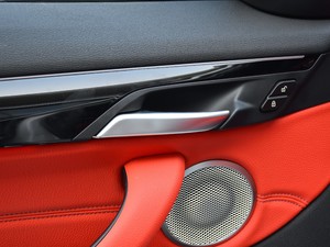 2021sDrive25i IM\b g