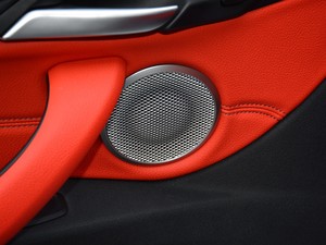 2021sDrive25i IM\b g