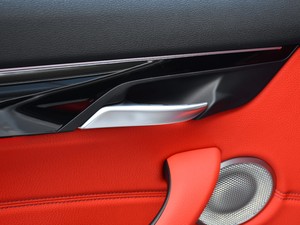 2021sDrive25i IM\b g