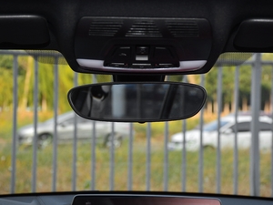 2021款sDrive25i 领先型M运动套装 车内后视镜