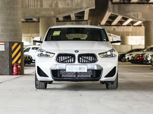 2021款sDrive20i M越野套装 正前