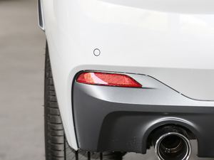 2021sDrive20i MԽҰb ^