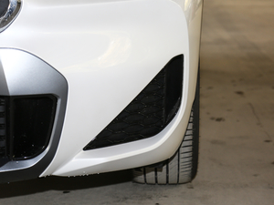 2021sDrive20i MԽҰb ^