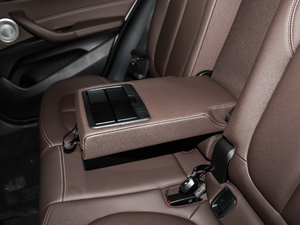 2021sDrive20i MԽҰb 