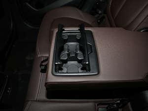 2021sDrive20i MԽҰb g