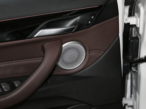 2021sDrive20i MԽҰb g