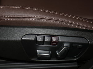 2021sDrive20i MԽҰb g