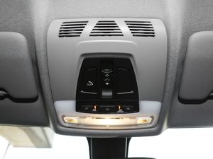 2021sDrive20i MԽҰb g