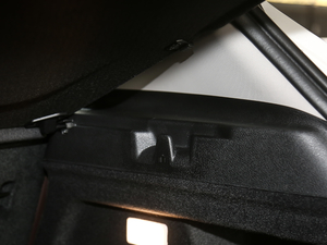 2021sDrive20i MԽҰb g