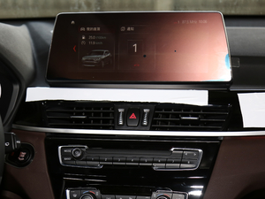 2021sDrive20i MԽҰb {L