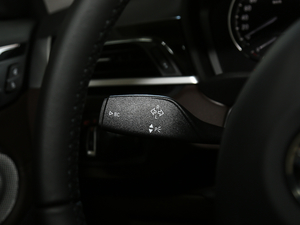 2021sDrive20i MԽҰb п؅^